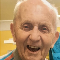 Derrick Bissell – Profile Picture