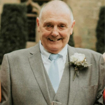 Andrew's profile picture